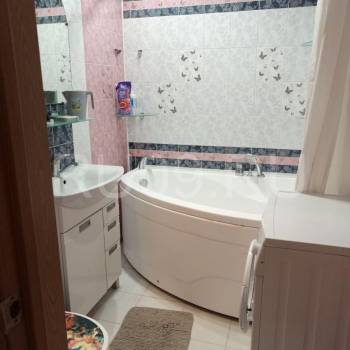 Продается 1-комнатная квартира, 32 м²