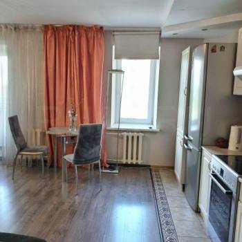 Продается 1-комнатная квартира, 32 м²