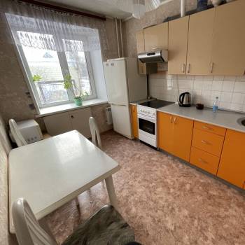 Сдается Многокомнатная квартира, 62 м²