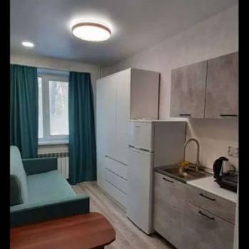Продается 1-комнатная квартира, 14,1 м²