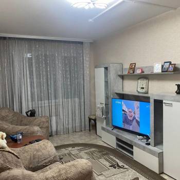 Сдается 2-х комнатная квартира, 60 м²