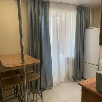 Сдается 1-комнатная квартира, 36 м²