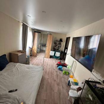 Продается 1-комнатная квартира, 36 м²