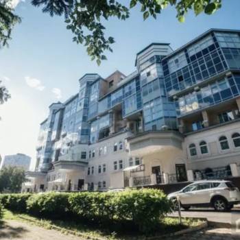 Продается 3-х комнатная квартира, 132 м²