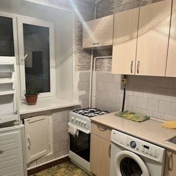 Продается 3-х комнатная квартира, 51 м²
