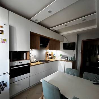 Продается 1-комнатная квартира, 78,8 м²