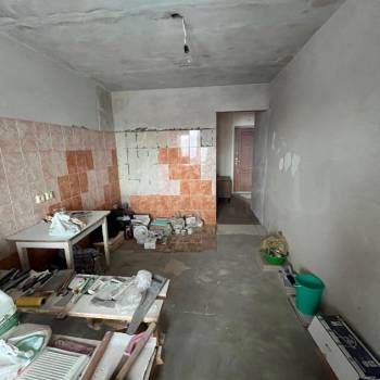 Продается 1-комнатная квартира, 37 м²