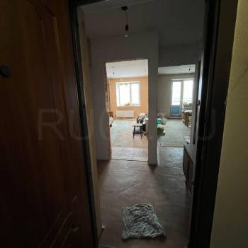 Продается 1-комнатная квартира, 37 м²