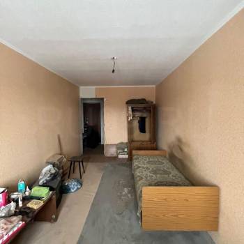 Продается 1-комнатная квартира, 37 м²