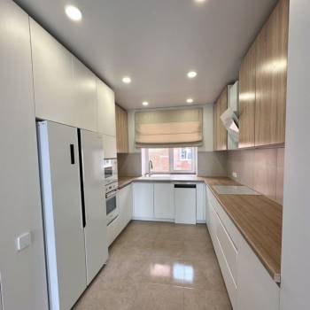 Продается 2-х комнатная квартира, 54 м²