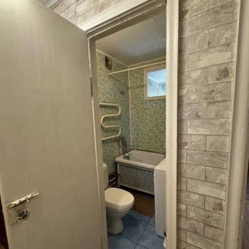Продается 1-комнатная квартира, 32 м²