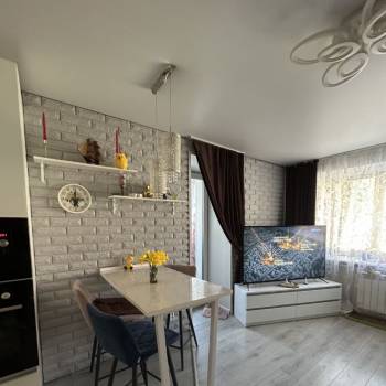 Продается 3-х комнатная квартира, 62 м²