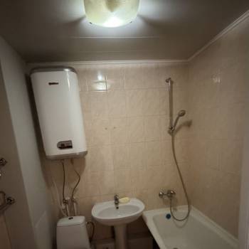 Продается 1-комнатная квартира, 37 м²