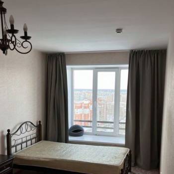 Сдается 1-комнатная квартира, 53,5 м²
