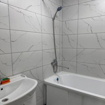 Сдается 2-х комнатная квартира, 86 м²