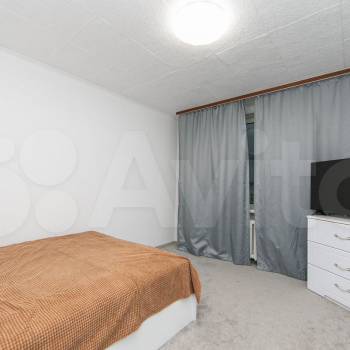 Продается Многокомнатная квартира, 89,9 м²