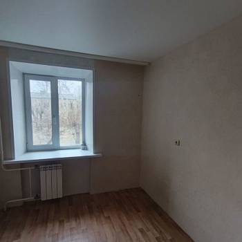 Продается 1-комнатная квартира, 57 м²