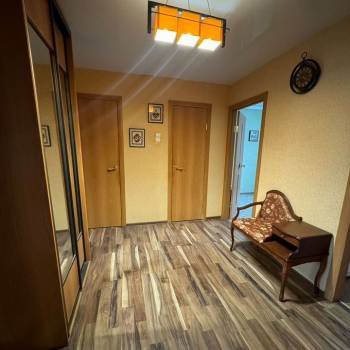 Сдается Многокомнатная квартира, 57,6 м²