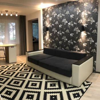 Сдается Многокомнатная квартира, 60 м²