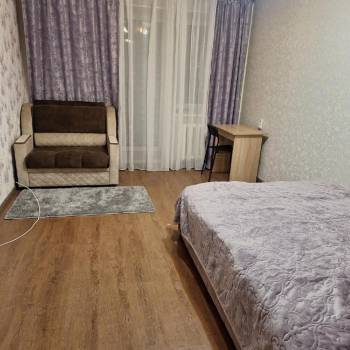 Продается 1-комнатная квартира, 35 м²