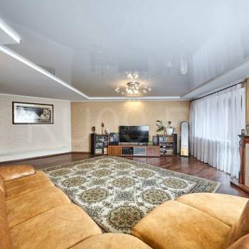 Продается 3-х комнатная квартира, 121 м²