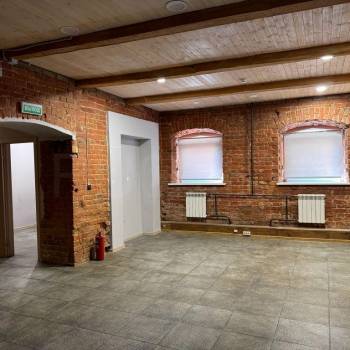 Сдается Нежилое помещение, 150 м²