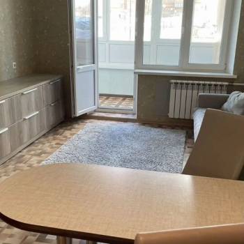Продается 1-комнатная квартира, 36 м²