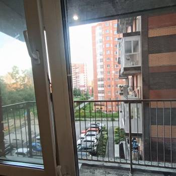 Продается 1-комнатная квартира, 53 м²