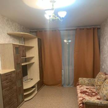 Сдается 1-комнатная квартира, 39 м²