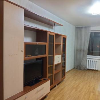 Сдается 2-х комнатная квартира, 76 м²