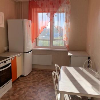 Сдается 2-х комнатная квартира, 64 м²