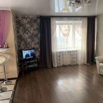 Сдается Многокомнатная квартира, 60 м²