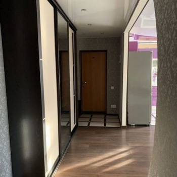 Сдается Многокомнатная квартира, 60 м²