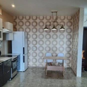 Сдается 1-комнатная квартира, 56 м²