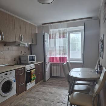 Сдается 2-х комнатная квартира, 56 м²
