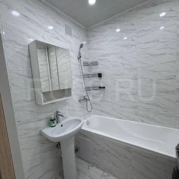 Сдается Многокомнатная квартира, 80 м²