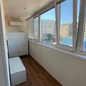Продается 1-комнатная квартира, 45 м²