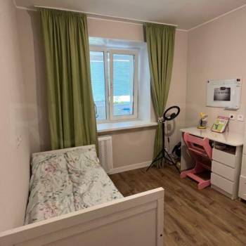 Продается 1-комнатная квартира, 45 м²