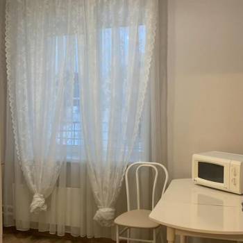 Сдается 1-комнатная квартира, 43 м²