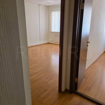 Сдается Нежилое помещение, 100 м²