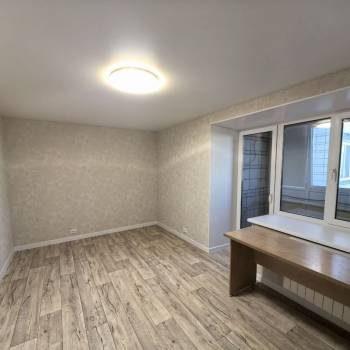 Продается 1-комнатная квартира, 68 м²