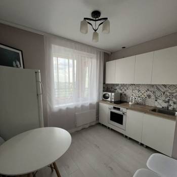 Продается 1-комнатная квартира, 34 м²