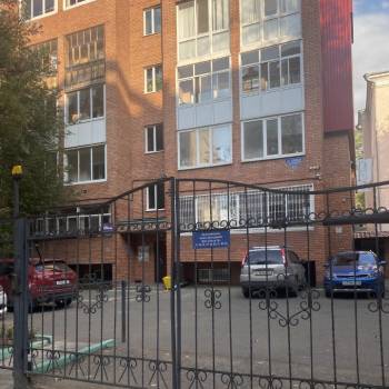 Сдается Многокомнатная квартира, 100 м²