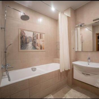 Сдается Многокомнатная квартира, 100 м²