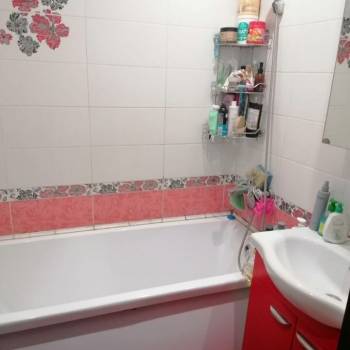 Сдается Многокомнатная квартира, 64 м²