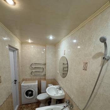 Сдается 1-комнатная квартира, 40 м²
