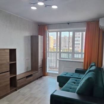 Сдается 1-комнатная квартира, 38 м²