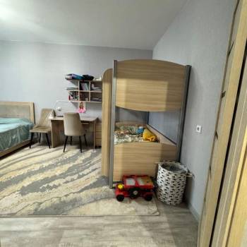 Продается 1-комнатная квартира, 39 м²