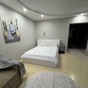 Сдается 1-комнатная квартира, 50 м²
