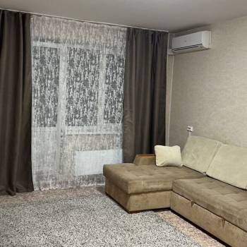 Сдается 1-комнатная квартира, 36 м²